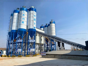 Belt Type Concrete Batching Plant HZS75-HZS180